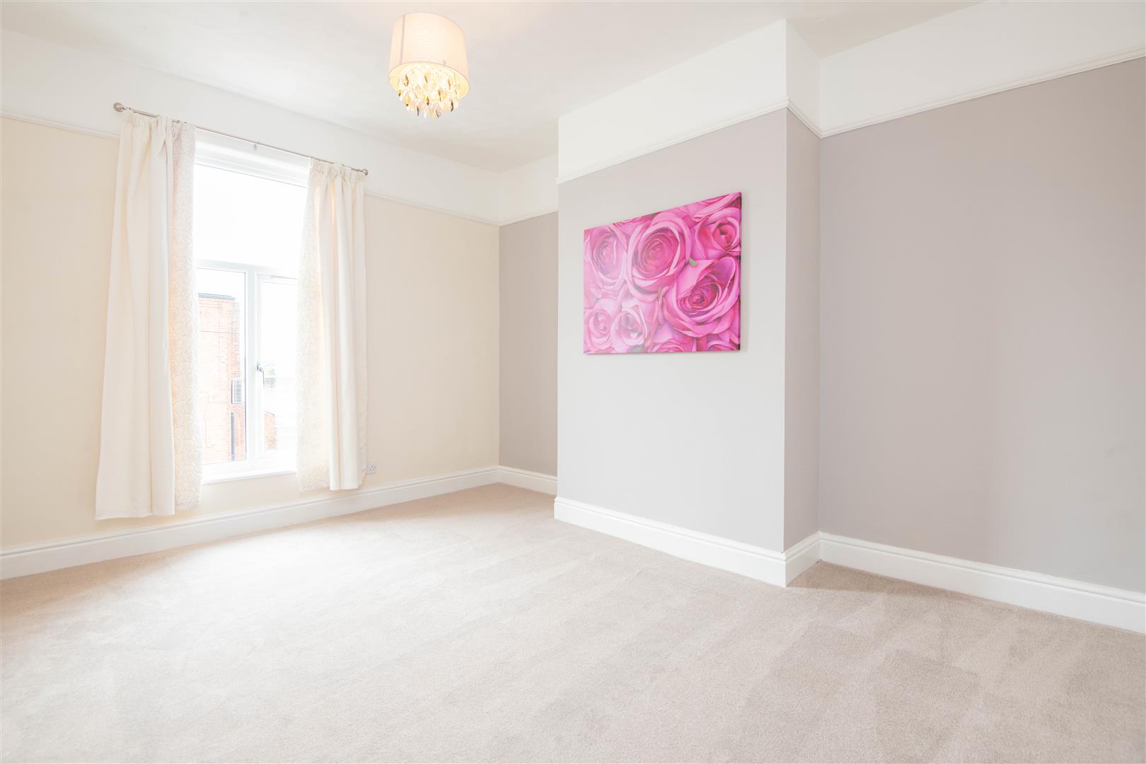 3 bed property in Cowling Lane, Leyland